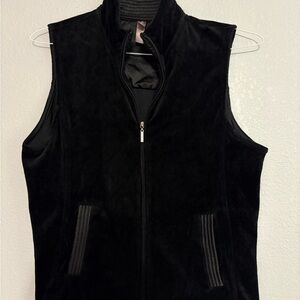 White Stag Sleek Black Vest